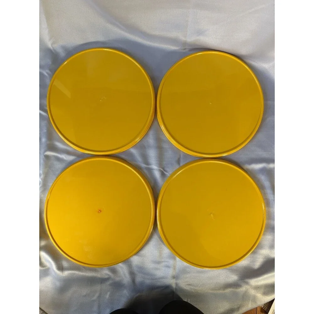 Rare Vintage 1985 Postmodern Picnic Set - 